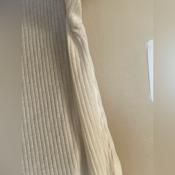 3/$15 Forever 21+ Ribbed Long Sleeve Knit High-Low Tunic Top with Elbow Patches - Picture 7 of 9